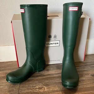 HUNTER Boots size 10